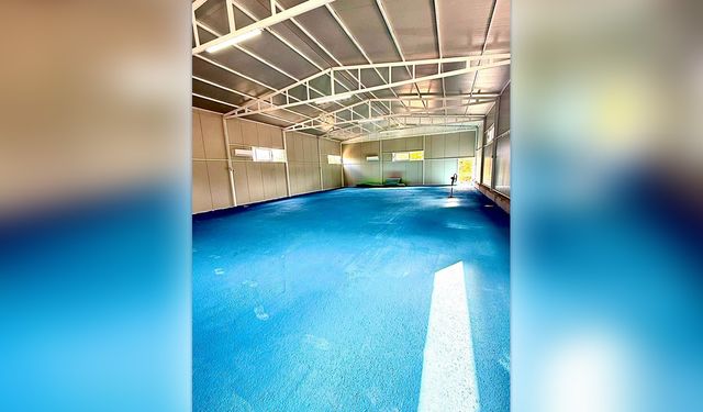 Erenköy’deki cimnastik salonuna bir TIR malzeme desteği