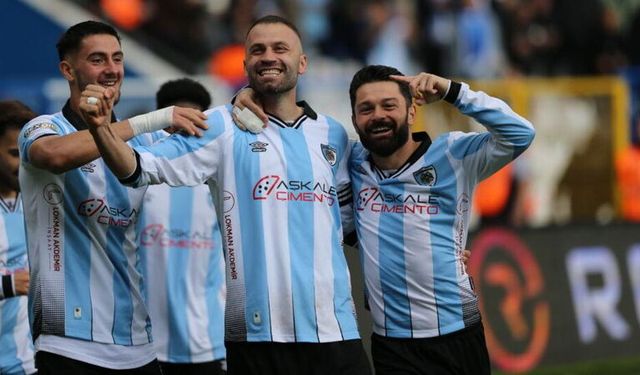 Erzurumspor FK, Eyüpspor’u 2-0 yenerek 3 puanı aldı