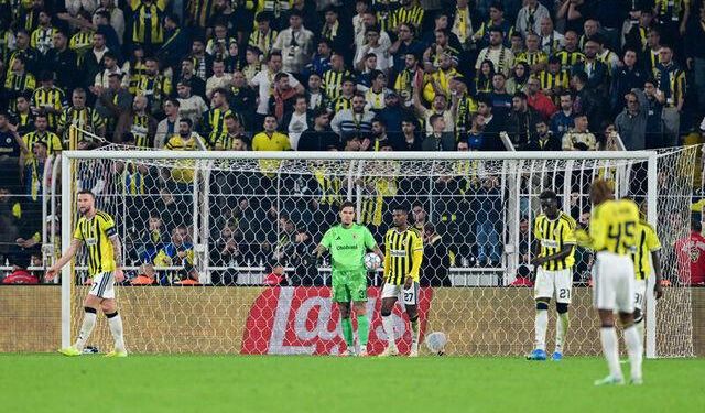 Fenerbahçe, Slavia Prag karşısında fırsatı tepti!