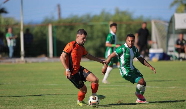 Karşıyaka 3-0 kazandı, Değirmenlik sezonun ilk yenilgisini aldı