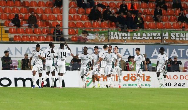 Kocaelispor Alanya'da 2 golle sevindi!