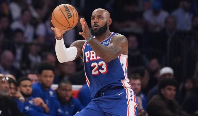 Lebron James’den Double-Double!