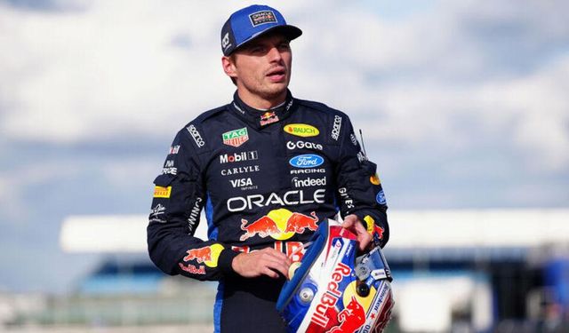 Singapur’da Verstappen zirvede! Hamilton ikinci, Leclerc üçüncü