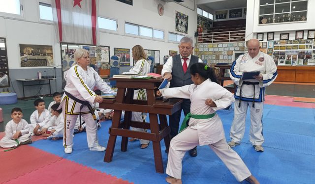 Taekwondo ve karate sporcuları Cumhuriyet için yarıştı!