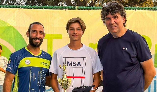 Ten-Pro Global Junior Tour’da genç tenisçiler kürsüde