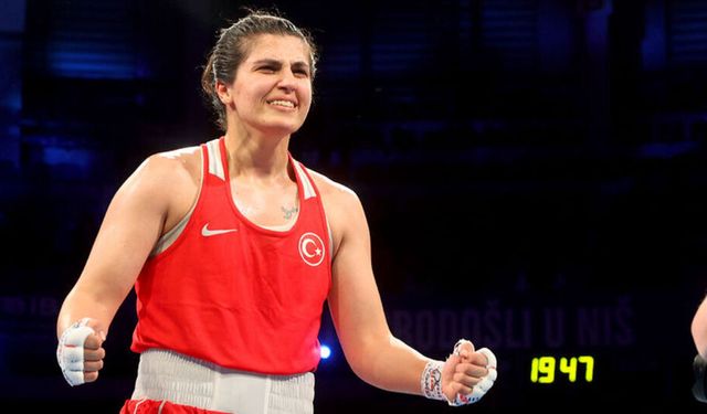 Busenaz Sürmeneli, Dünya Boks Şampiyonası'nda çeyrek finalde