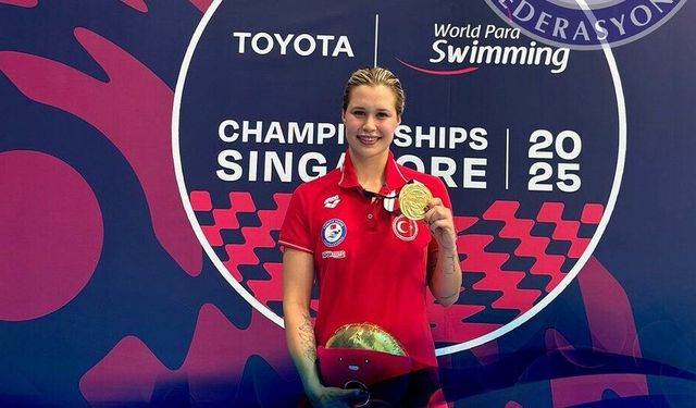 Defne Kurt'tan 5 günde 4. dünya şampiyonluğu!