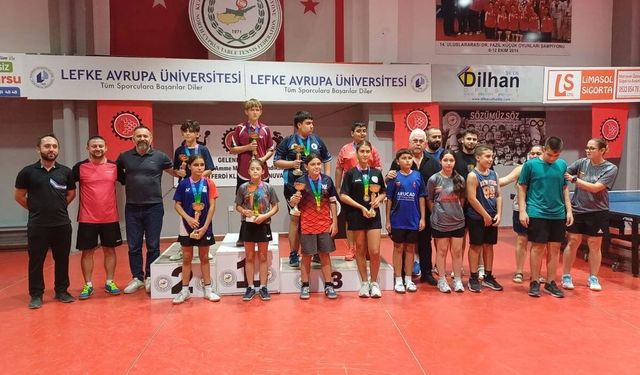 Erkeklerde Ivan, Kadınlarda Aybige birinci