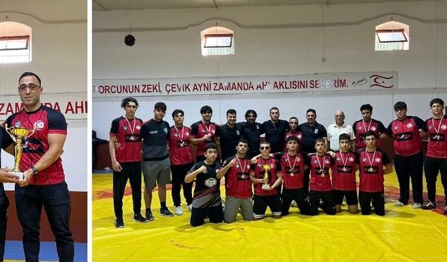 Lefkoşa Güreş İhtisas Kulübü ṣampiyonluk kupasını kaldırdı