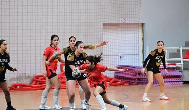 Hentbolda U18 Ligi devam ediyor