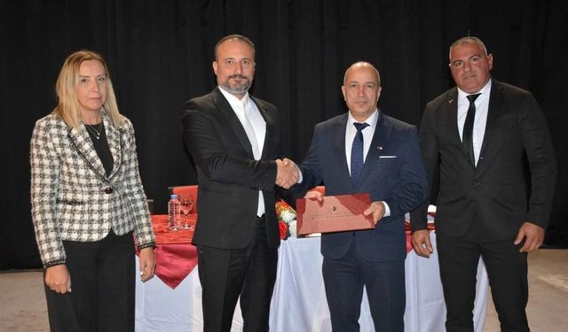 Kickboks ve Muaythai Federasyonu da sağlık sponsorluğu ağına katıldı