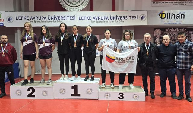Masa Tenisinde Erkeklerde ARUCAD, kadınlarda AÖA birinci!