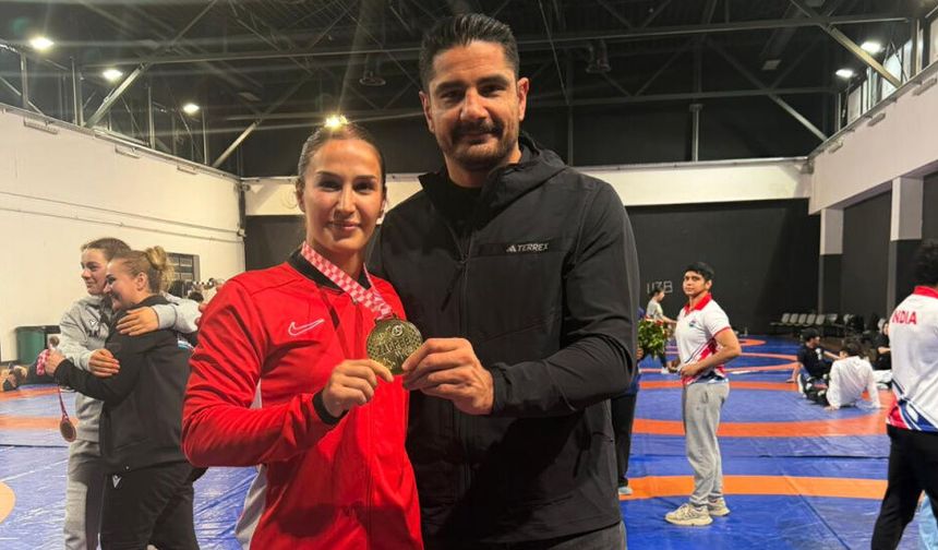 Buse Tosun Çavuşoğlu Zagreb’de altın kazandı