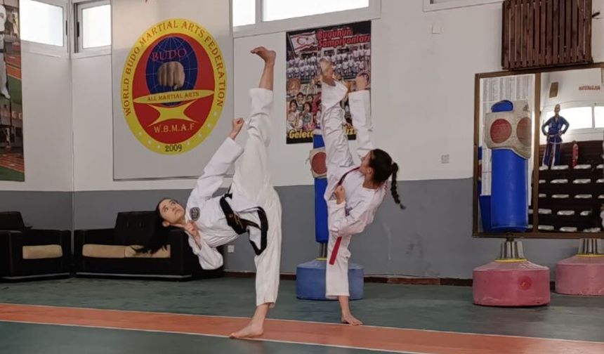 Siyah kuşak ve Dan sınavında heyecan dorukta!