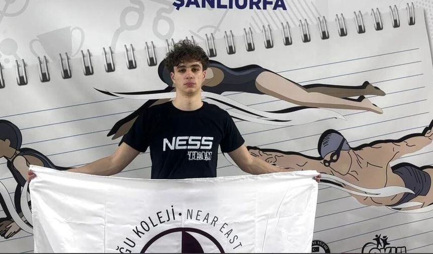 Havuzda Barkan Cem’den iki KKTC rekoru