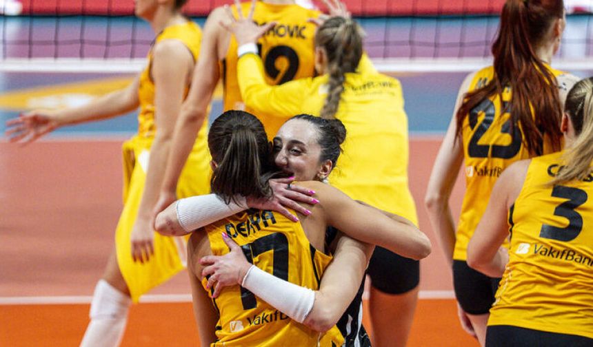 Vakıfbank derbide Fenerbahçe'yi devirdi!