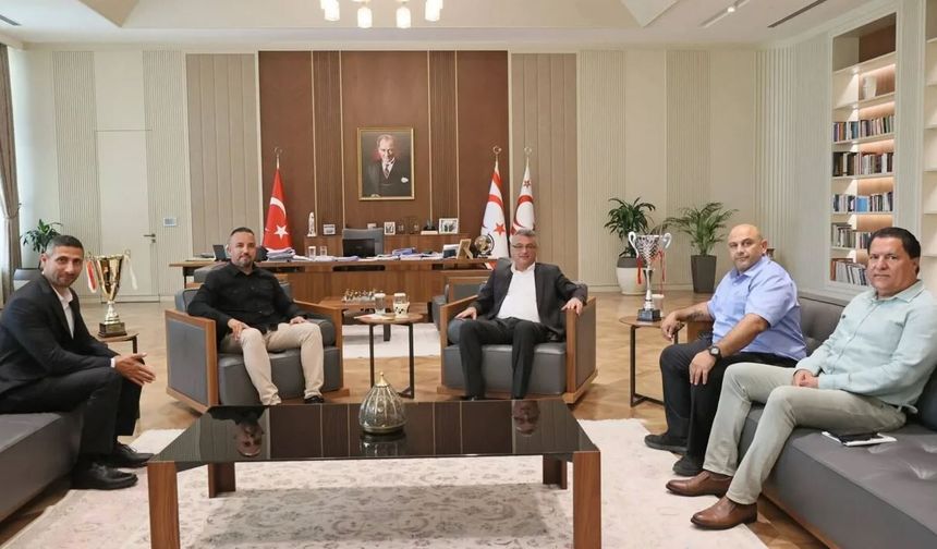 Akdoğan Spor’dan Cumhurbaşkanı Erhürman’a ziyaret