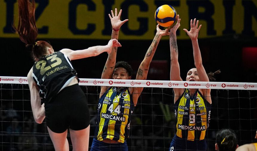 Fenerbahçe pes etmedi! Final serisi son maça kaldı