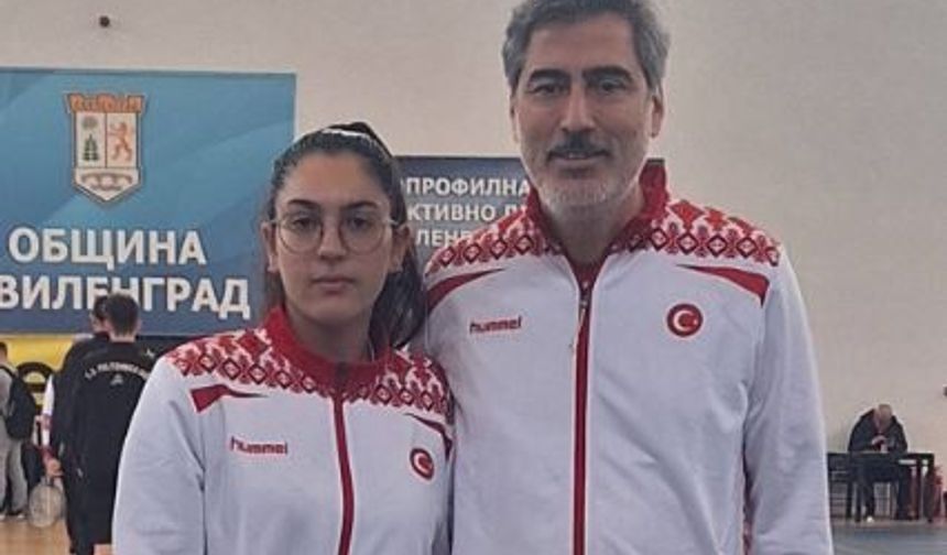 Nehir Deniz Bulgaristan’da korta çıkıyor