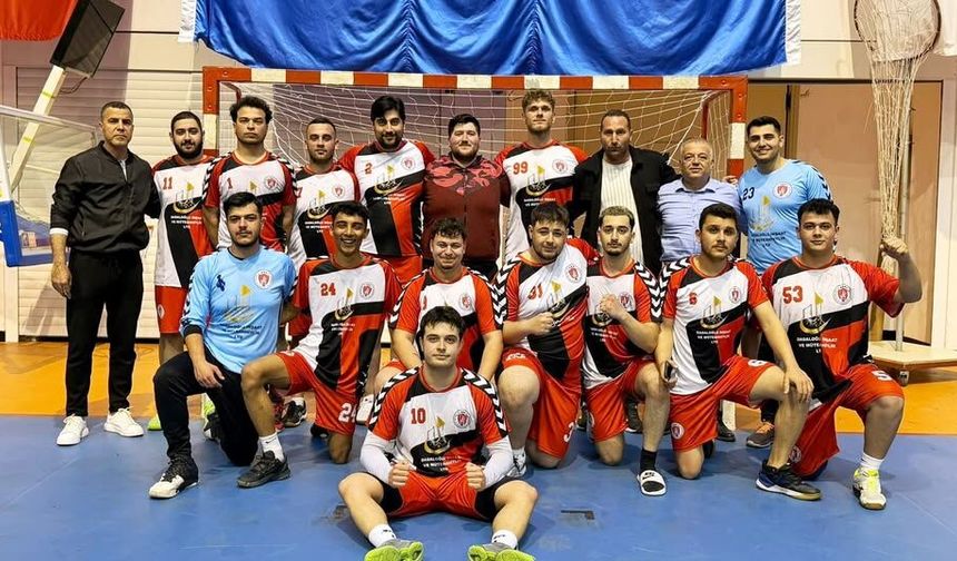 Hentbol liglerinde kıyasıya mücadele