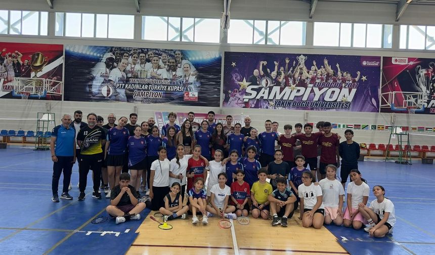 Badminton Şenliği yoğun katılımla yapıldı