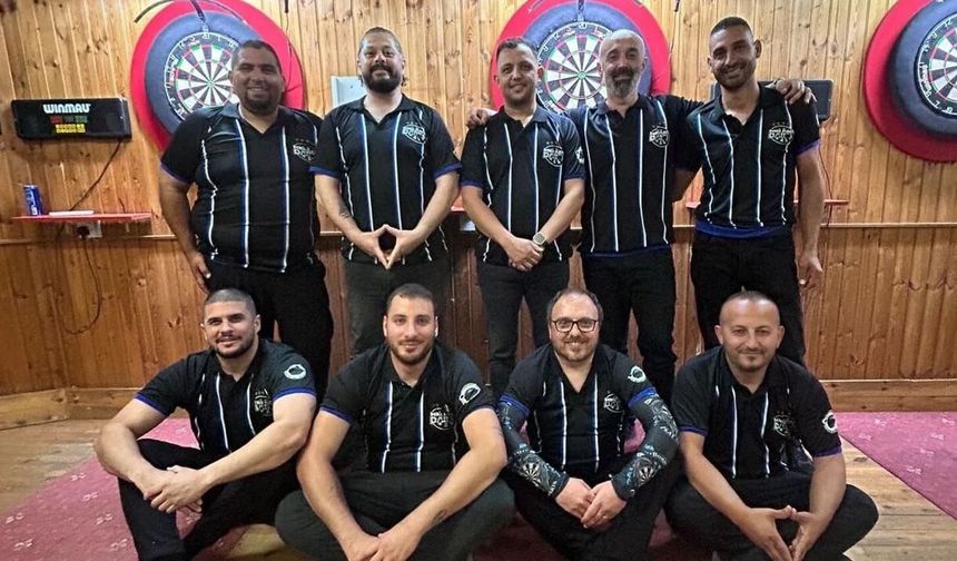 Deniz Plaza darts liginde şampiyon oldu