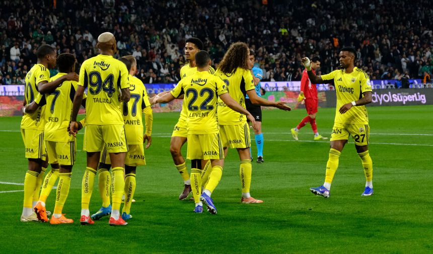 Fenerbahçe Konya'da farklı kazandı!