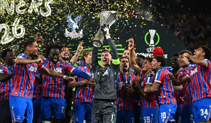 Konferans Ligi kupası Crystal Palace’ın