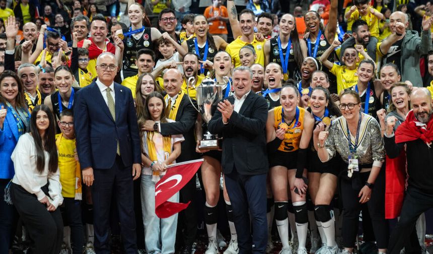 VakıfBank’tan Namağlup Şampiyonluk