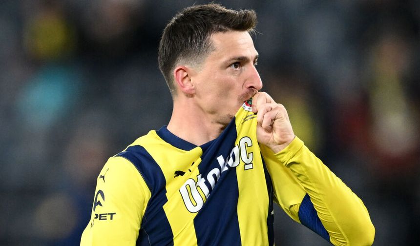 Fenerbahçe Mert Hakan Yandaş'la devam dedi