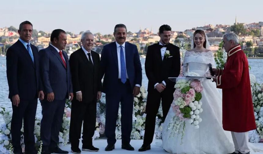 Fenerbahçeli İsmail Yüksek Esen Matraş ile evlendi