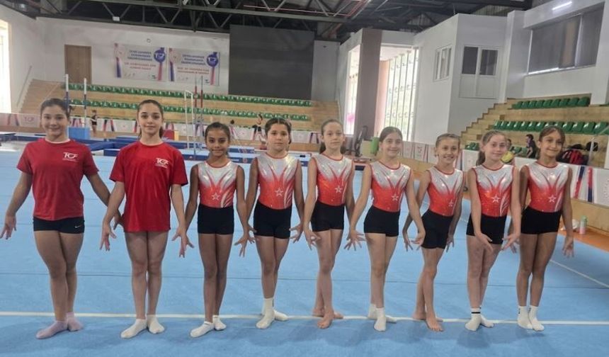 Minik cimnastikçilerden Türkiye'de gururlandıran başarı