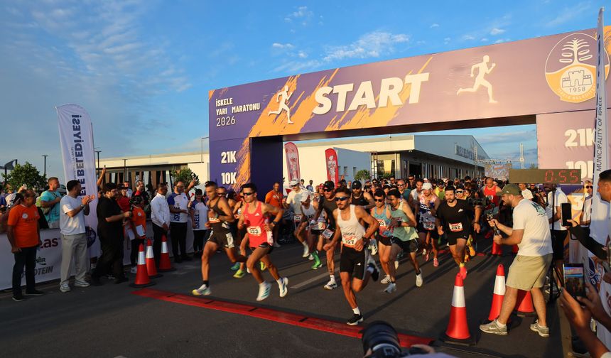 İskele Yarı Maratonu özel eğitim öğrencileri için koşuldu