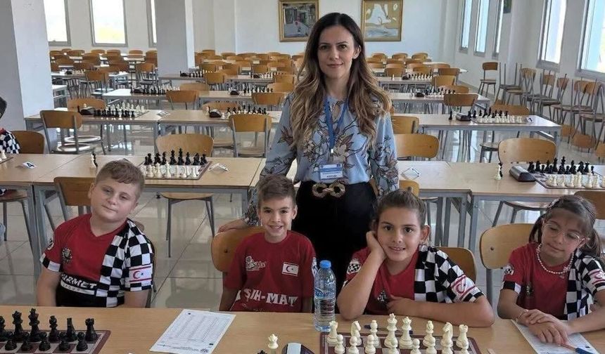 KKTC Satrancında bir ilk! Ayşe Tolgar tarihe geçti