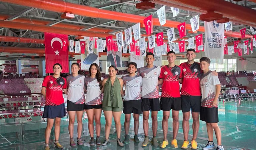 Milli badmintoncular Türkiye Şampiyonası'nda ana tabloda