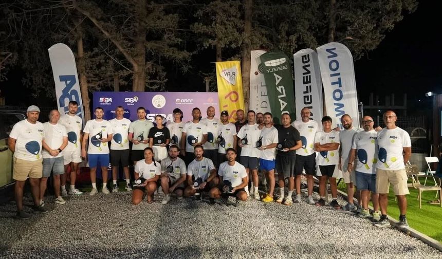 SİBA Padel Cup’ta şampiyonlar ödüllerini aldı