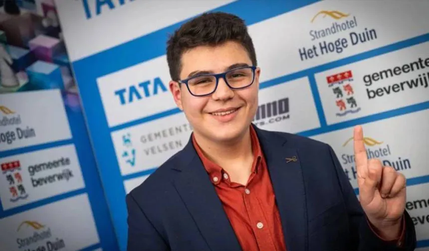 Yağız Kaan Erdoğmuş'tan satrançta tarihi ELO rekoru