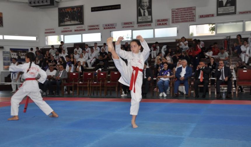 Girne’deki üç uluslararası şampiyonada 150 sporcu yarıştı