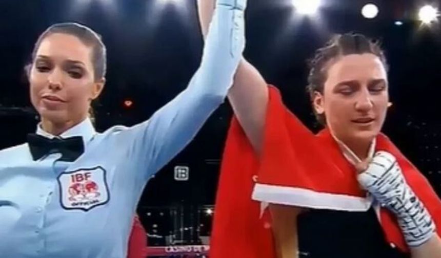 'Altın Türk Savaşçısı’ Elif Nur Turhan Dünya Şampiyonu oldu!