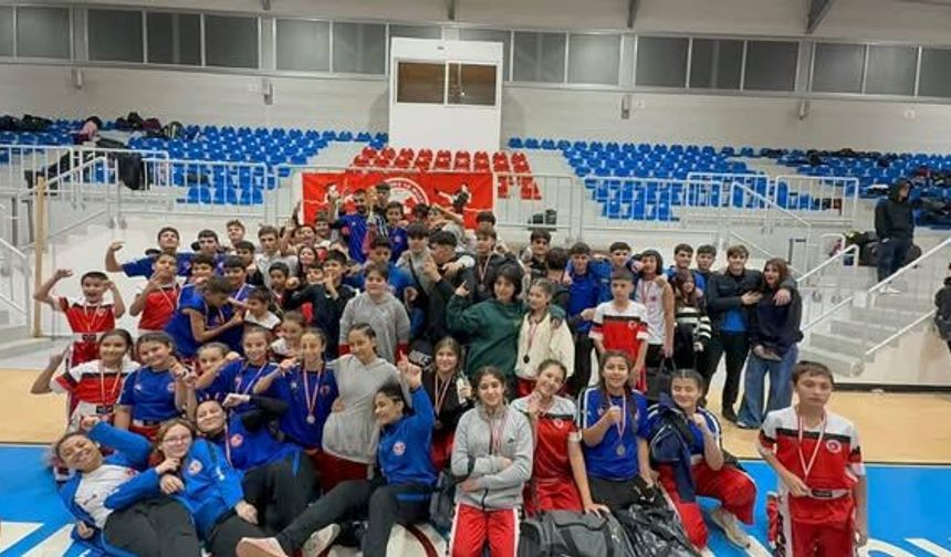 The Wolf Akademi’den büyük başarı