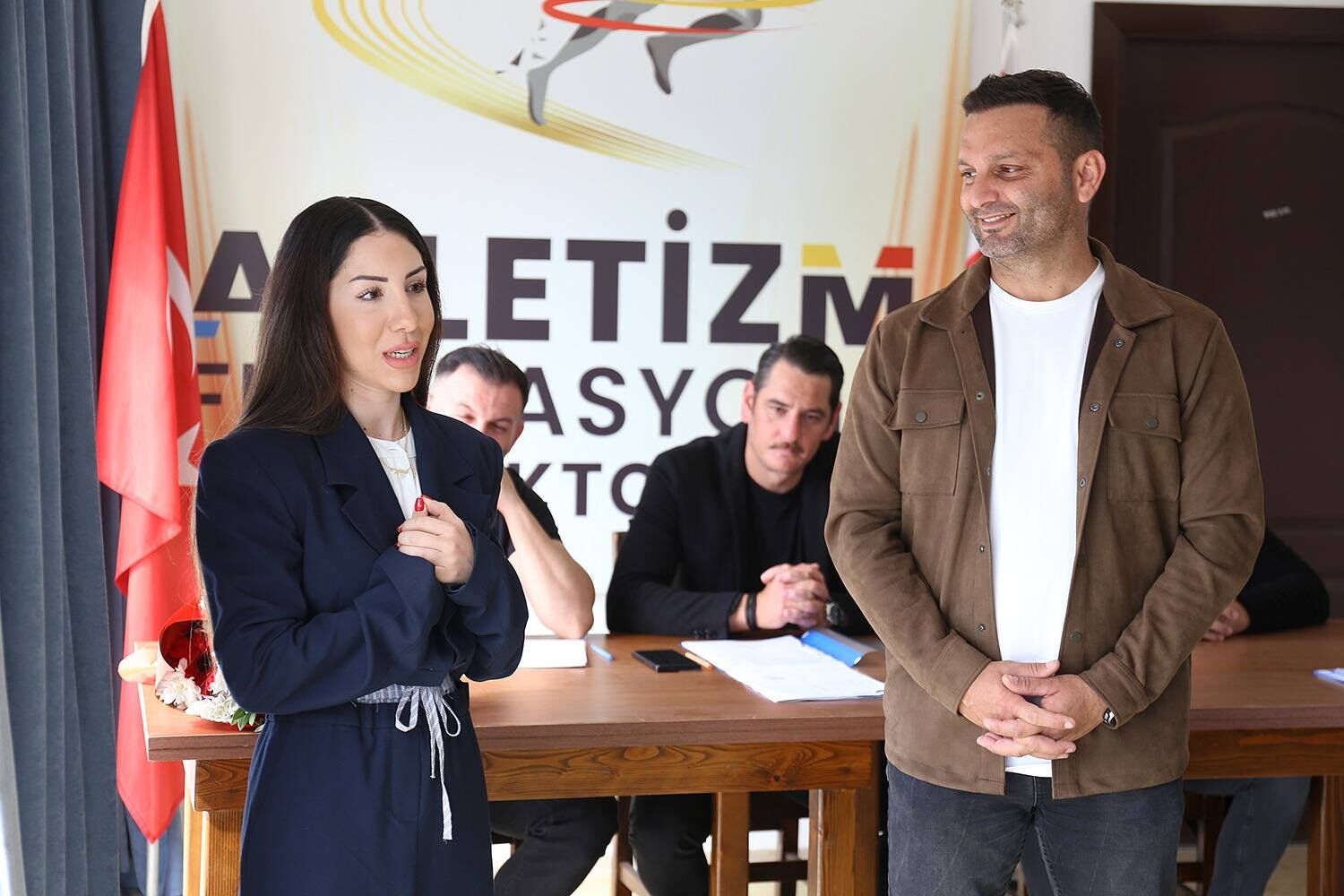 634009794 915426011000019 2550512338556671284 N