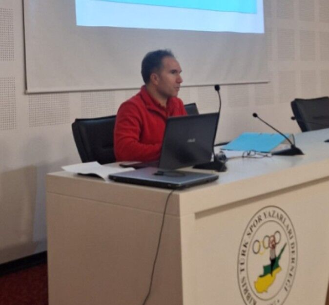 Badminton Federasyonu Hakemlik Semineri Yapıldı-1