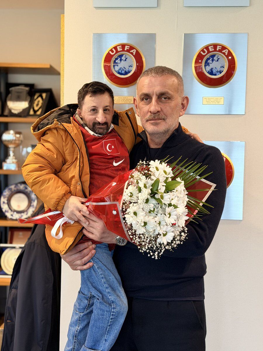 H E Hzh Mgbg A A Jo D U