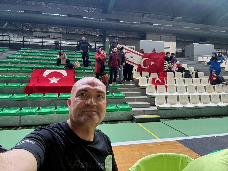 Screenshot 2026 03 15 At 21 57 50 Kktc Vakıflar Avrupa Ikincisi Oldu Fransa'daki Türk Taraftarlar Ise Onları Yalnız Bırakmadı Kıbrıs Gazetesi Kıbrıs Haber Kktc Son Dakika Ve Gündem Haberleri