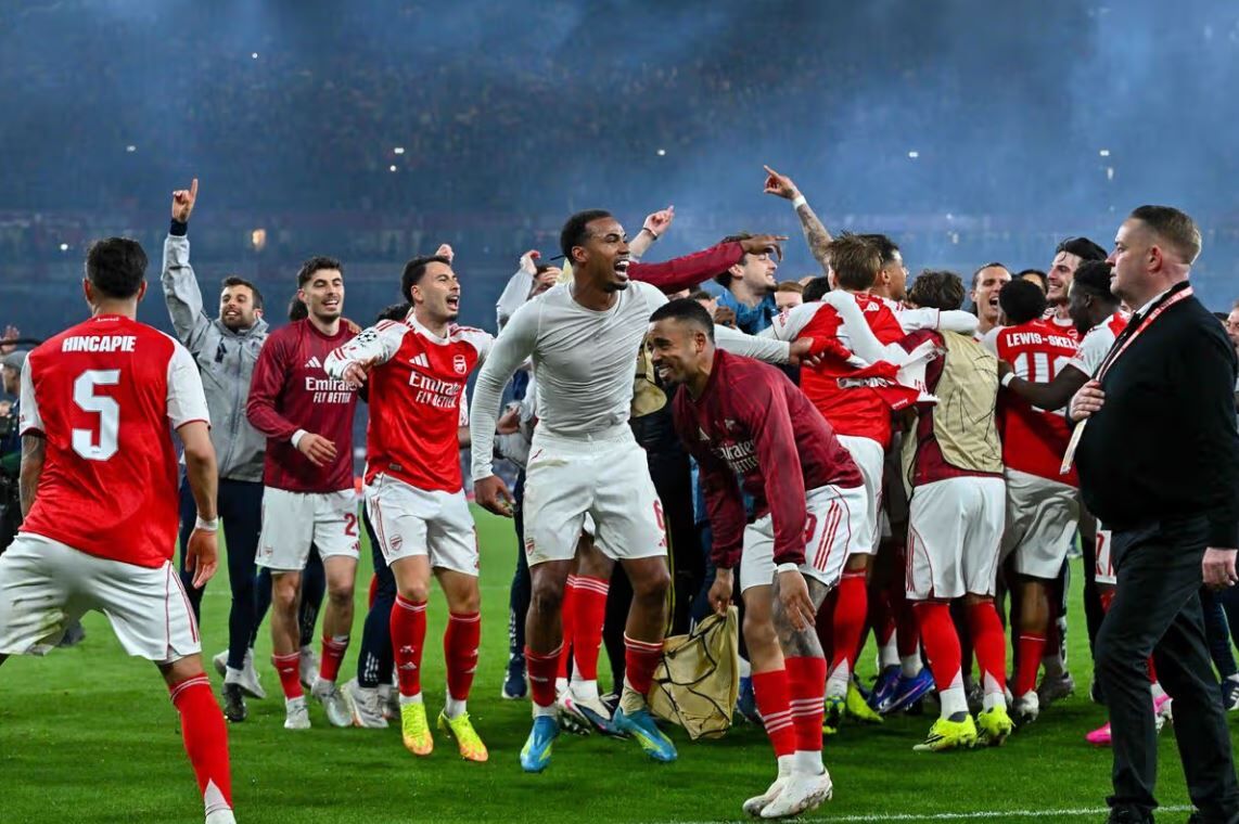 Arsenal 22 Yıl Sonra Premier Lig Şampiyonu 3