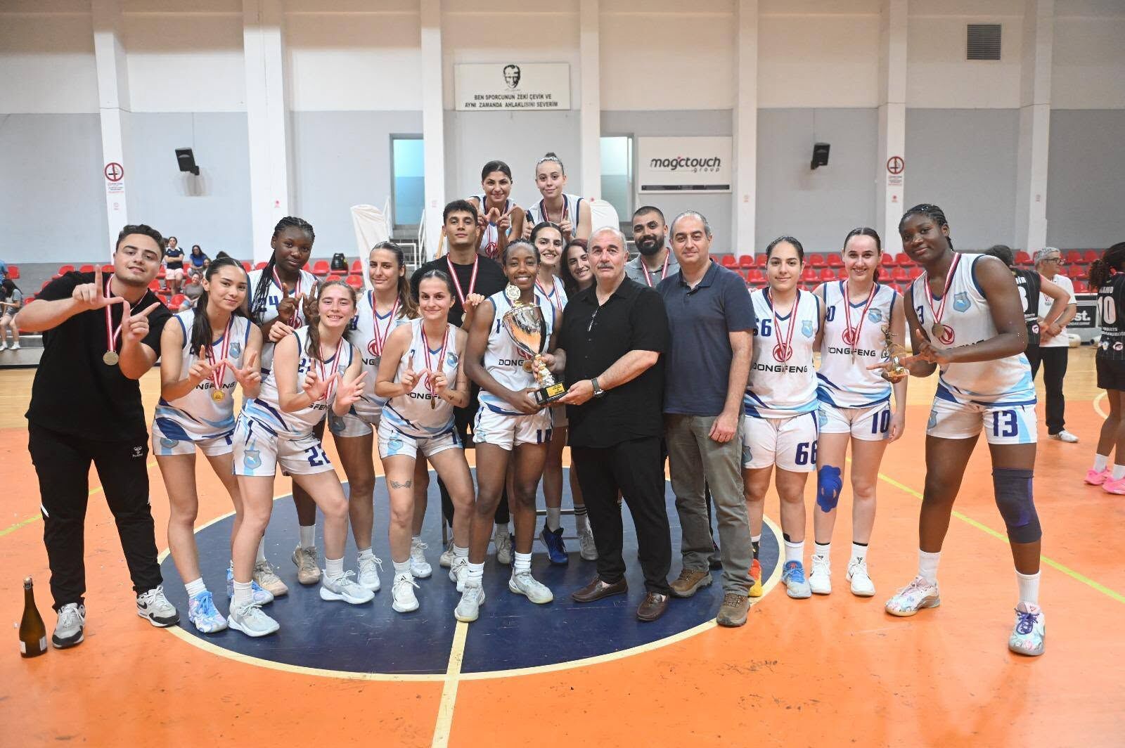Akdeniz Fırtınası Kupayla Taçlandı 2