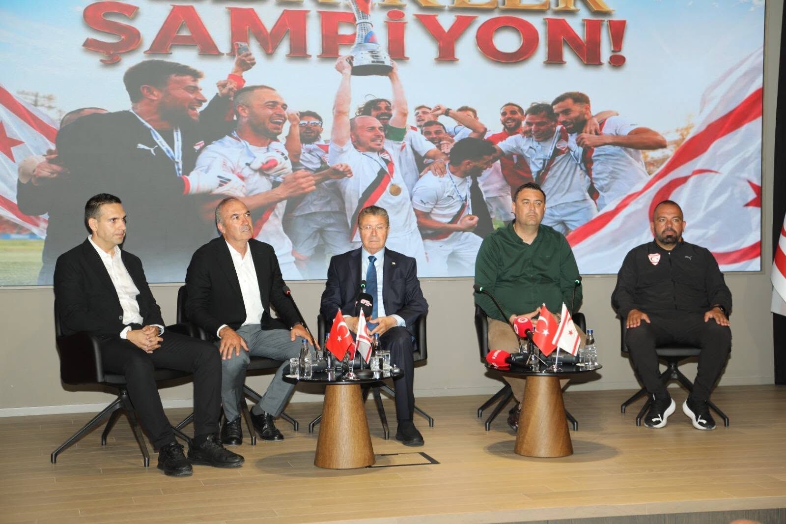 Başbakan Üstel Halkımızın Özlediği Zafer Geldi 1