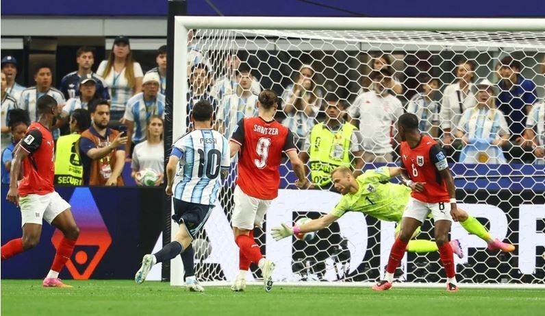 Messi Gol3