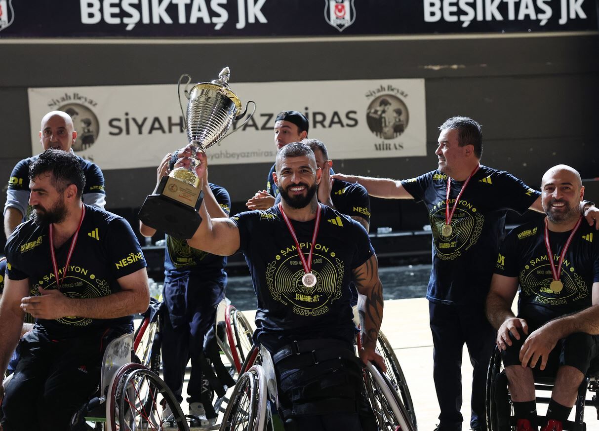 Tekerlekli Sandalye Basketbol'da Şampiyon Fenerbahçe 3