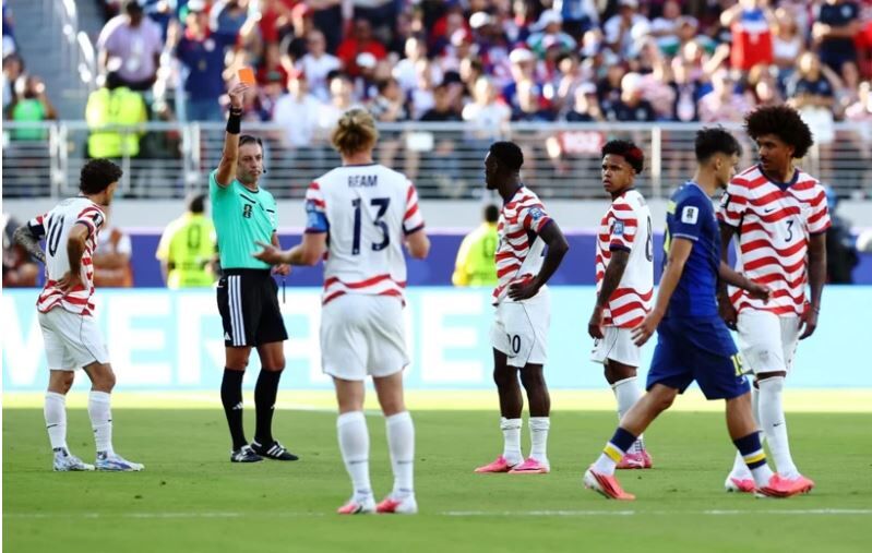 Balogun Damgası! Gol Attı, Kırmızı Gördü, Tur Geldi 2